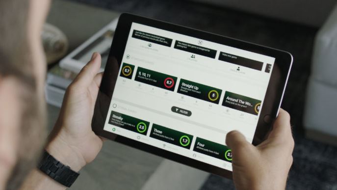 PUTTR smart putting green smarte Golfanlage putten üben App