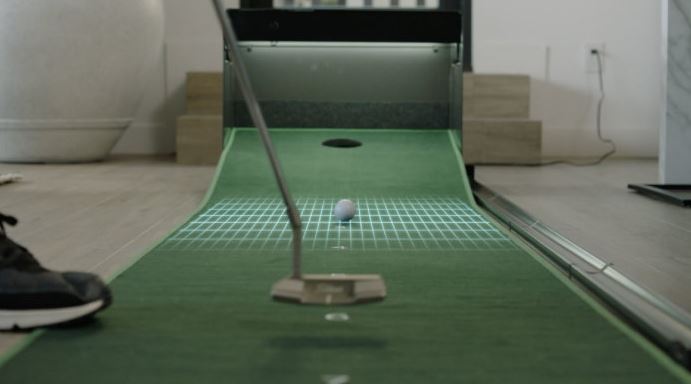 PUTTR smart putting green smarte Golfanlage putten üben