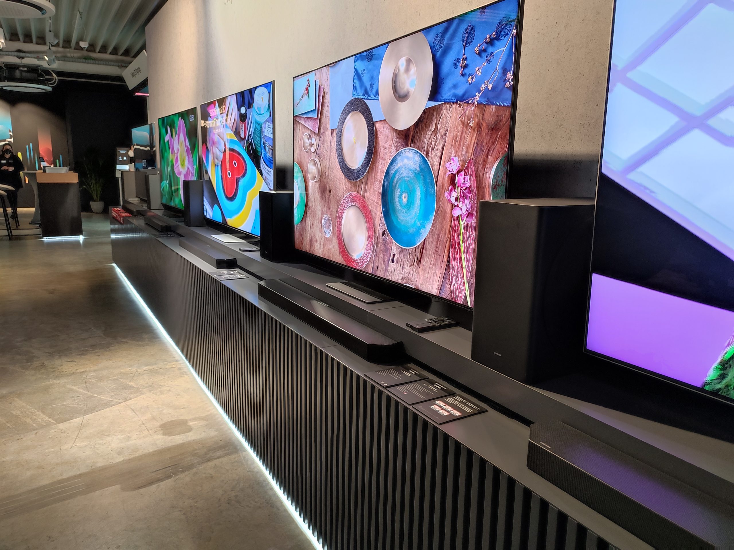 Samsung CE Summit 2022 neue TV Fernseher vorgestellt Lineup