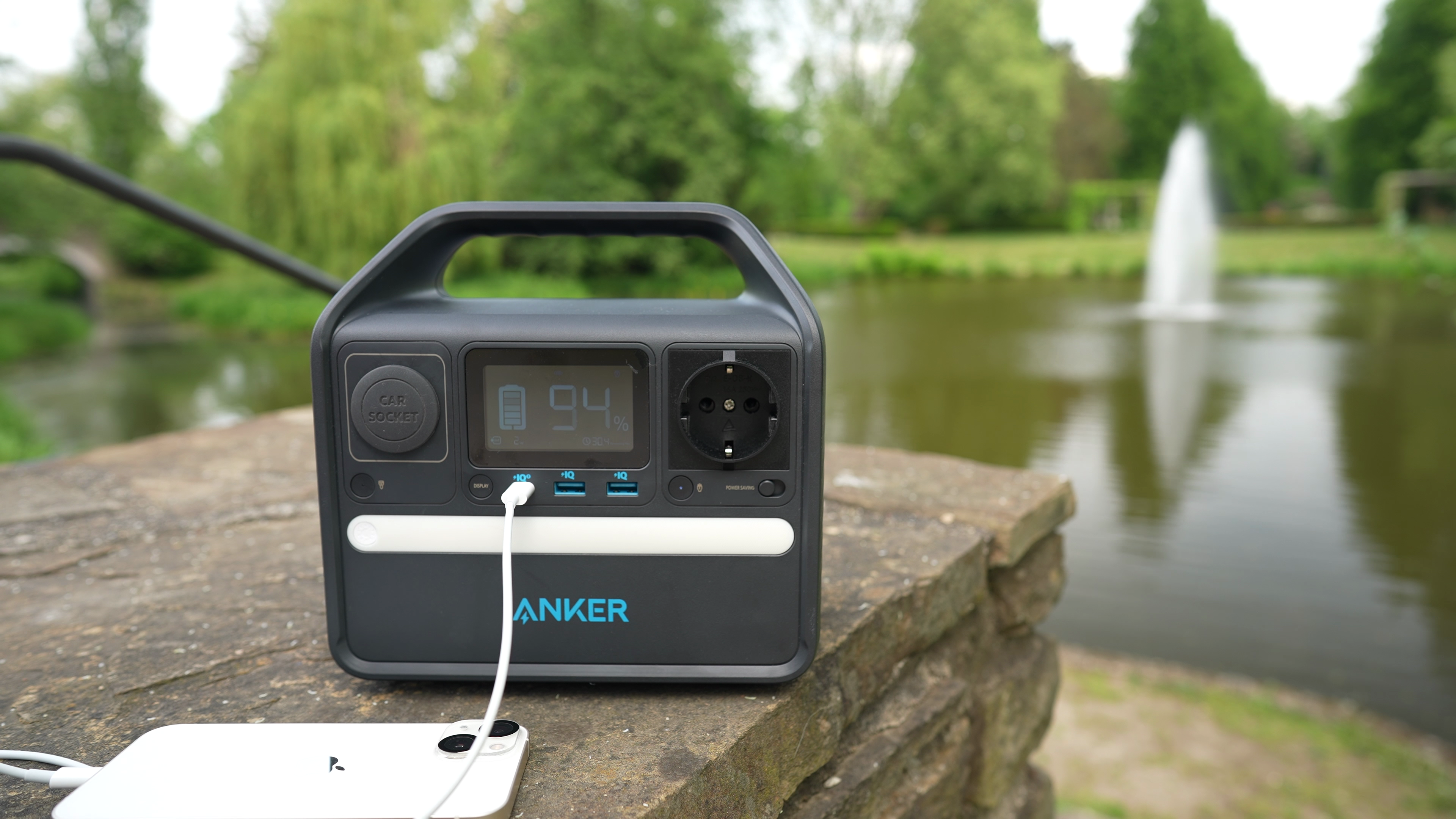 Anker 521 portable Power Station Camping Outdoor Vantravelling