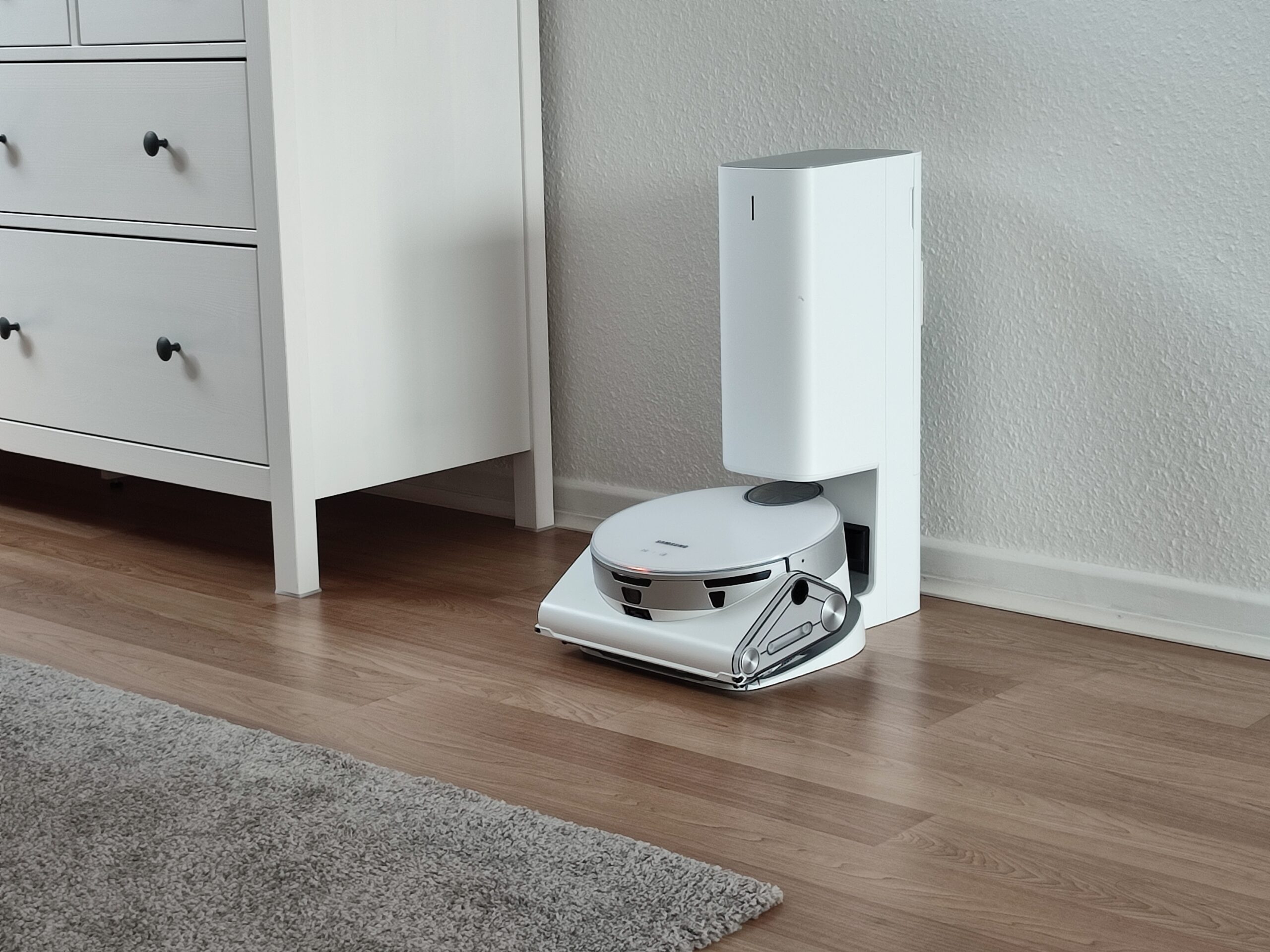 Samsung Jet Bot AI+ Saugroboter im Wohnzimmer