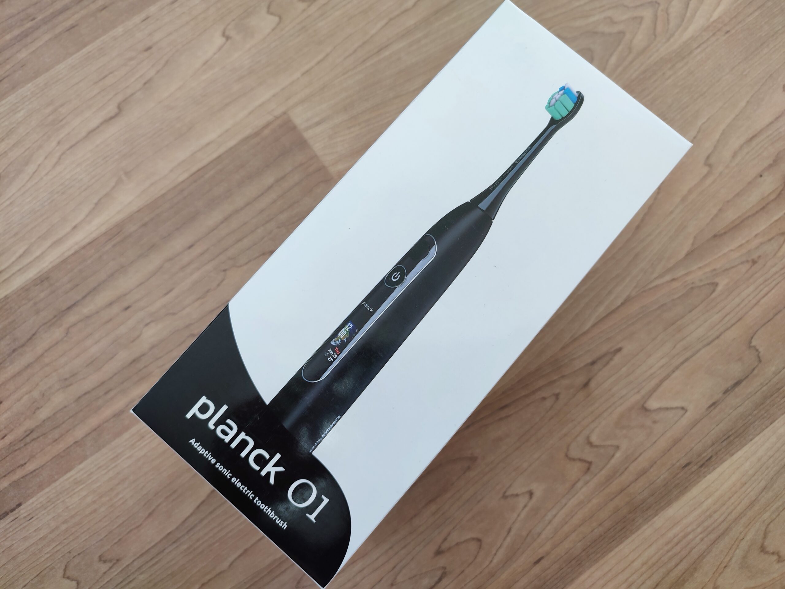 evowera Planck O1 smarte Zahnbürste Verpackung Design