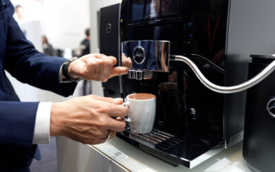 Jura Giga 10 (G10) vs. Z10 Signature Kaffeevollautomaten im Vergleich | Cold Brew in Minuten