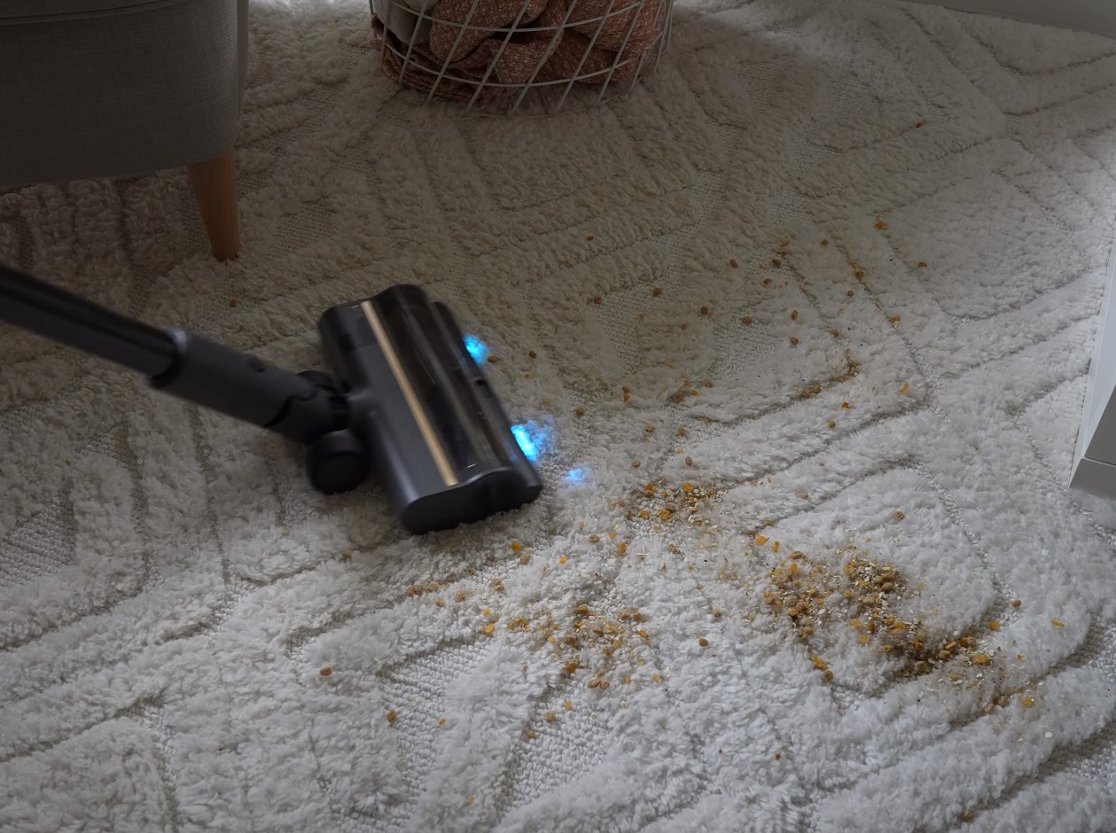 Dreame R20 Akkusauger Reinigungstest auf Teppichboden